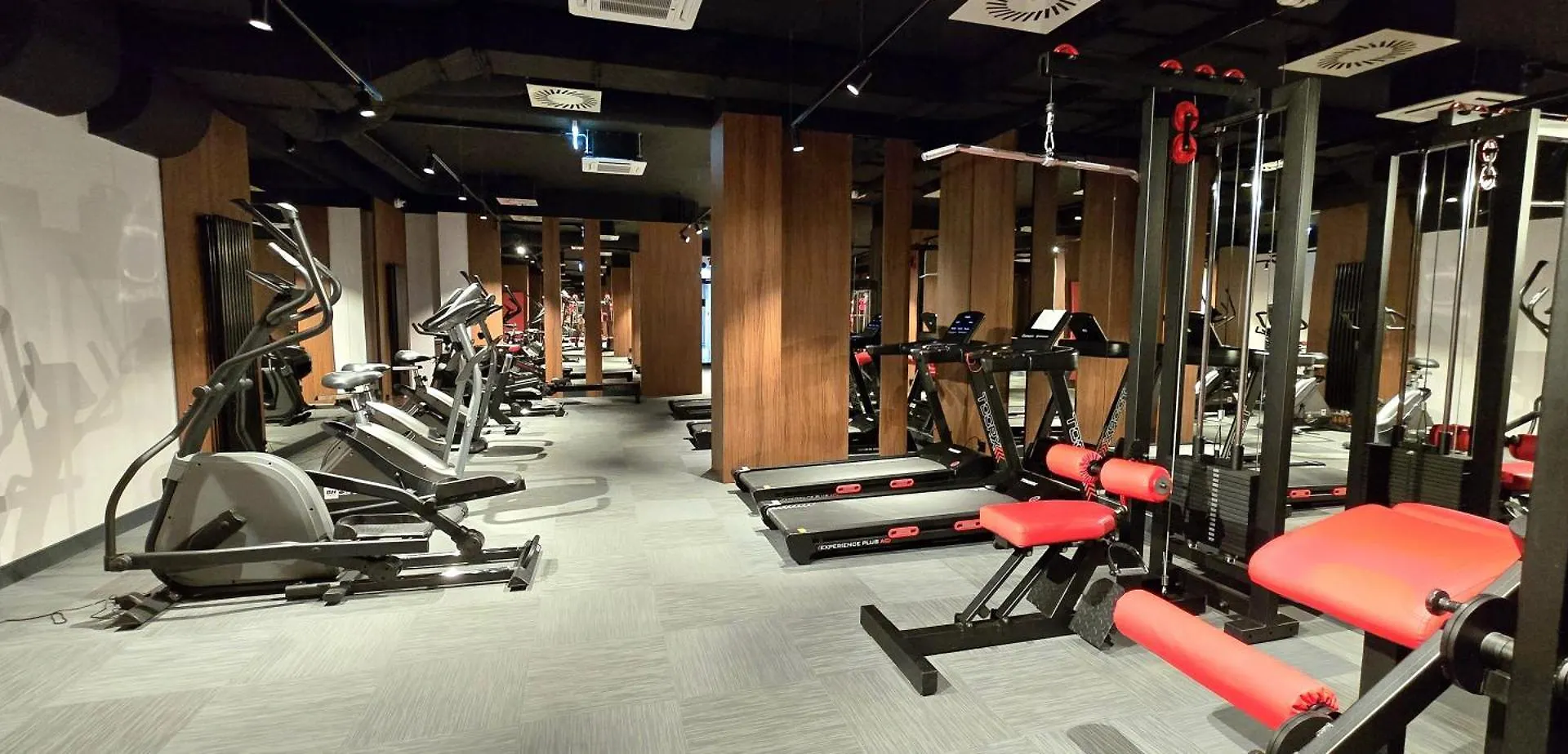Triapart Apartment Between The Rivers, Kids Play & Gym Gdansk