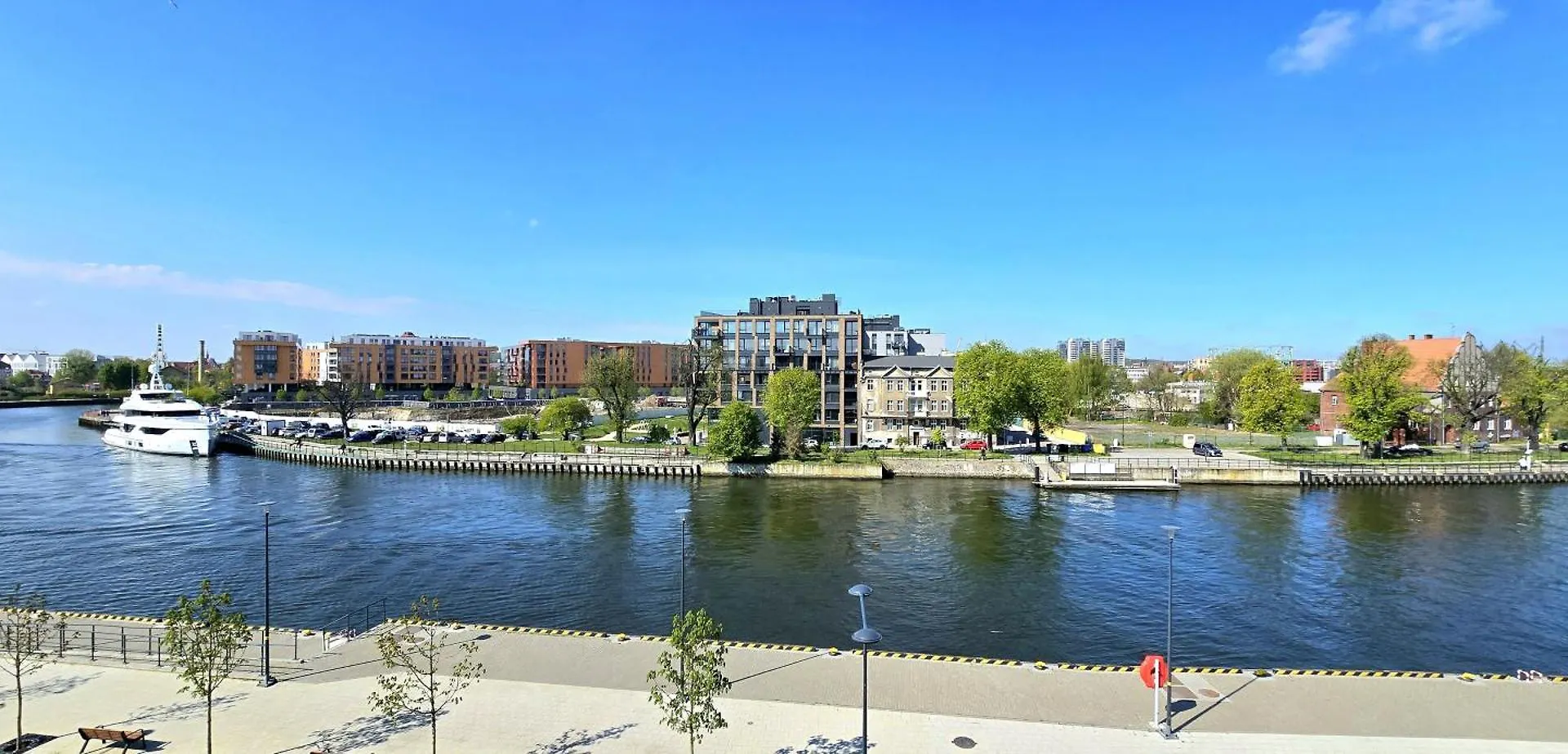 Triapart Apartment Between The Rivers, Kids Play & Gym Gdansk Poland
