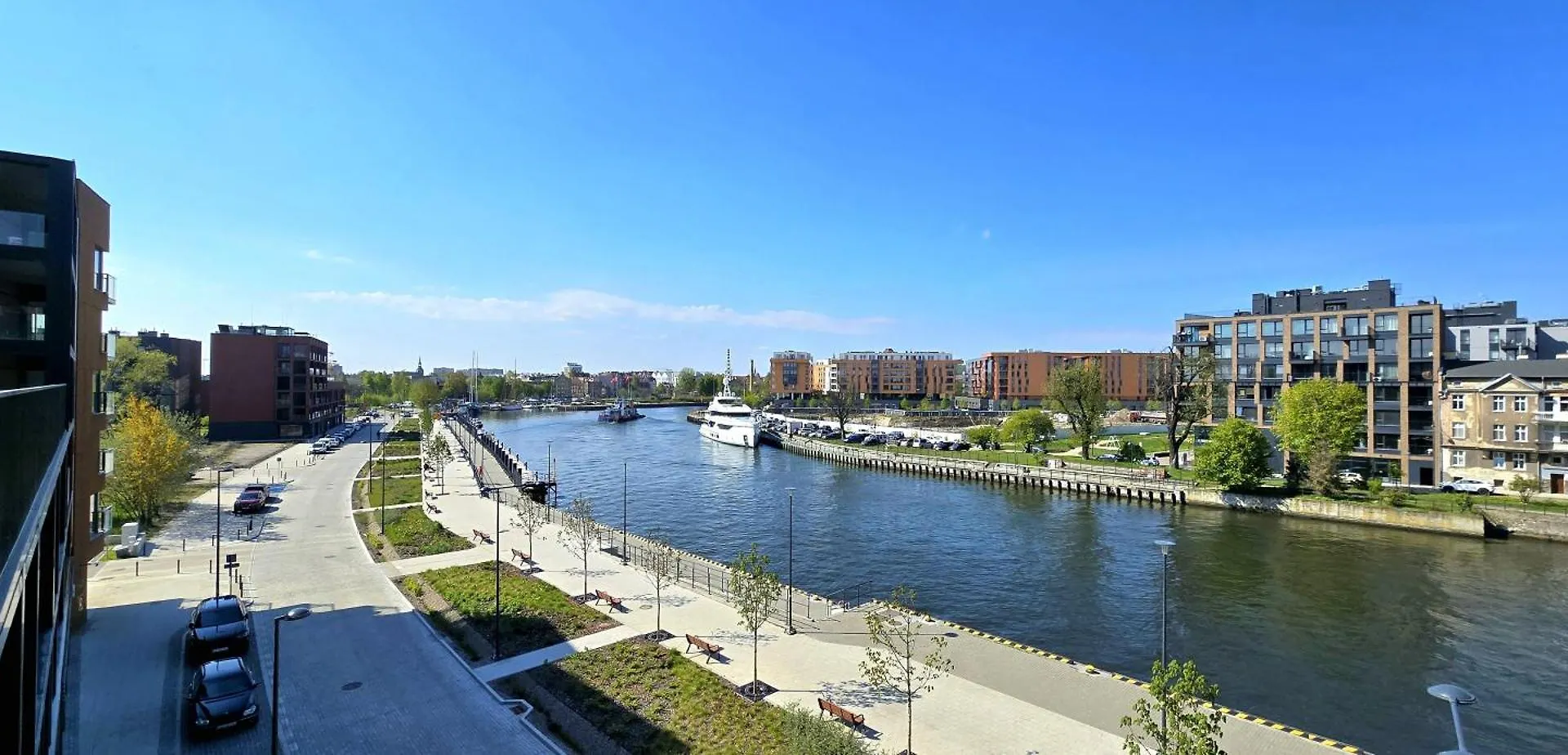 Triapart Apartment Between The Rivers, Kids Play & Gym Gdansk