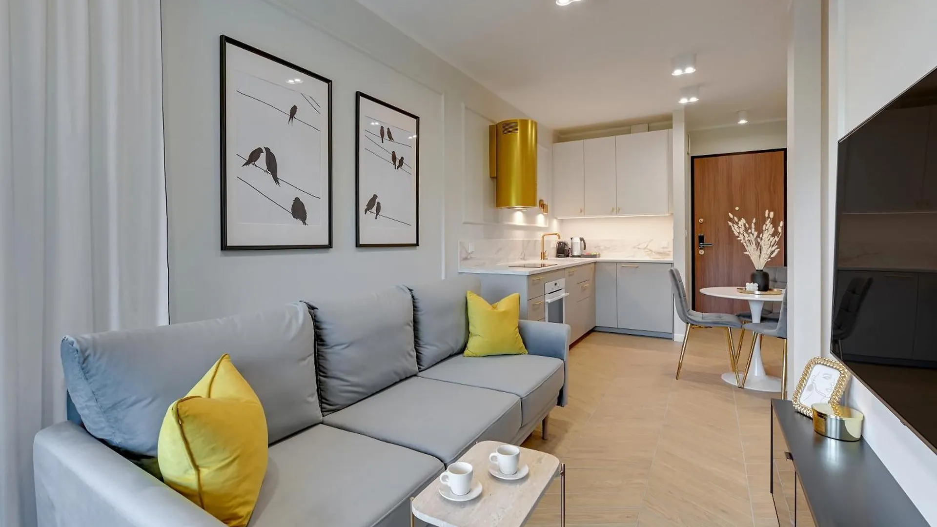 Triapart Apartment Between The Rivers, Kids Play & Gym Gdansk