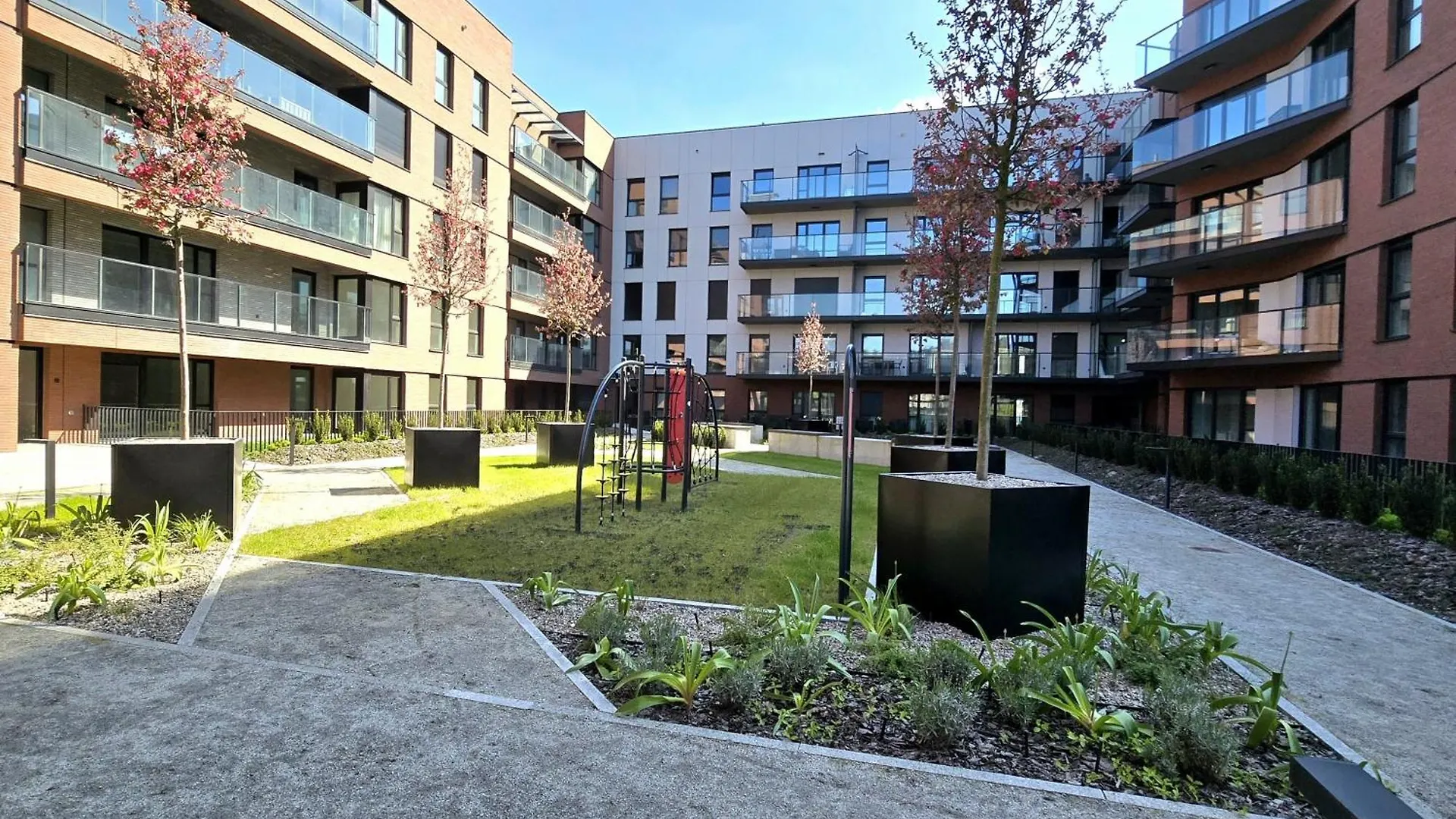 Triapart Apartment Between The Rivers, Kids Play & Gym Gdansk